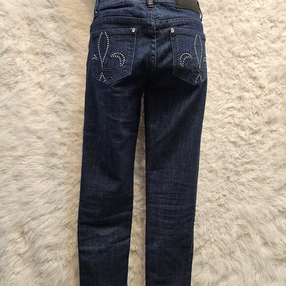 Dereon Women's Blue Dark Wash Skinny Legs Gem Embellished Pockets Jeans 5/6 - Picture 2 of 11